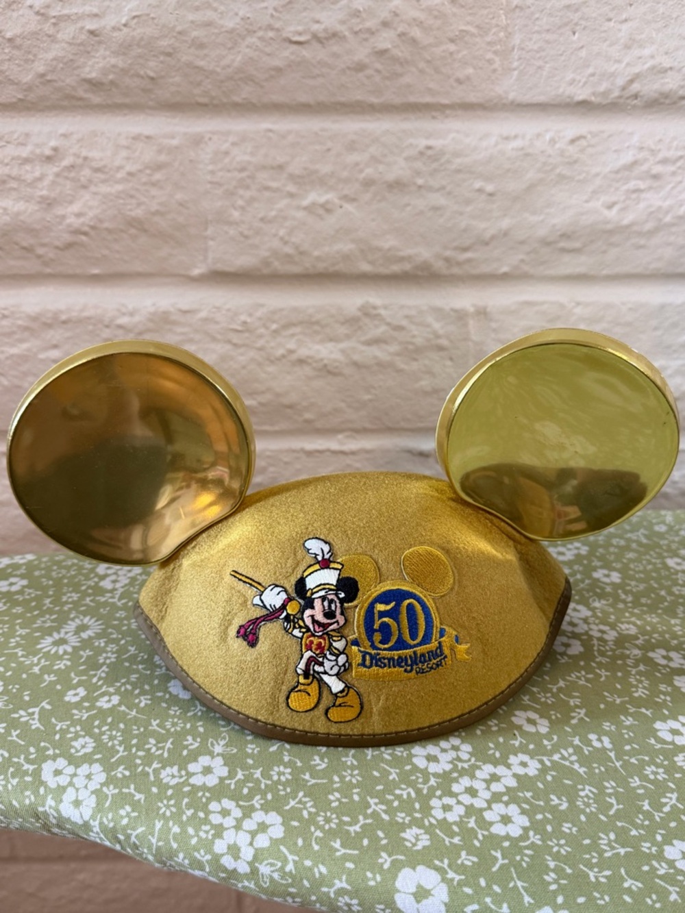 Disney Parks Disneyland 50th Anniversary Gold Mickey Mouse Ear Hat Resort